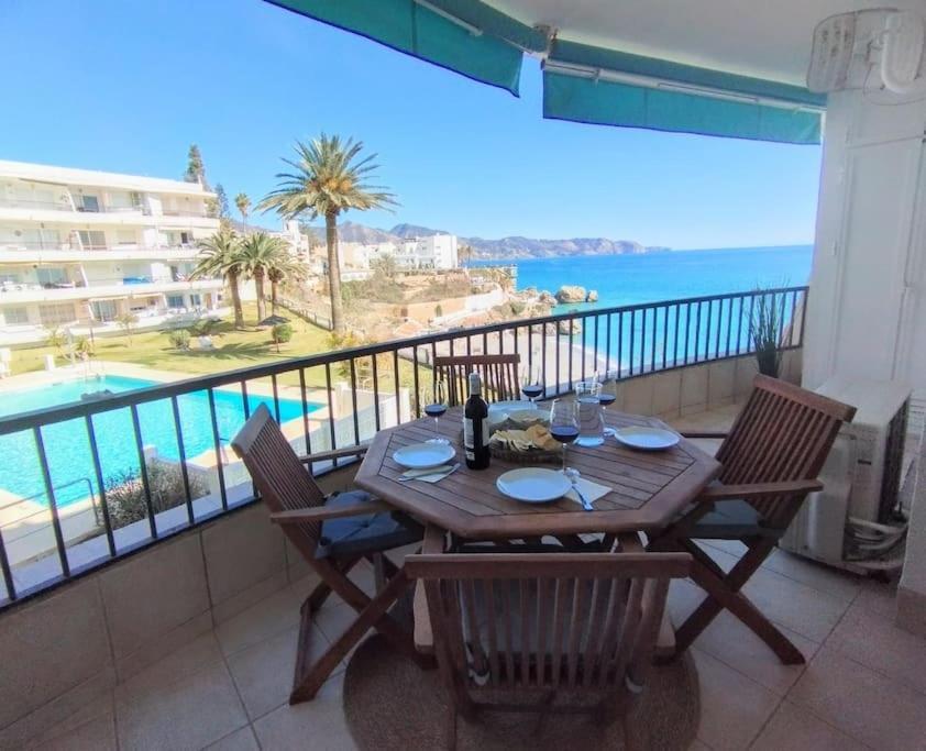 Central 2 Bedroom With Sea Views, Acapulco Playa, Nerja Exterior photo